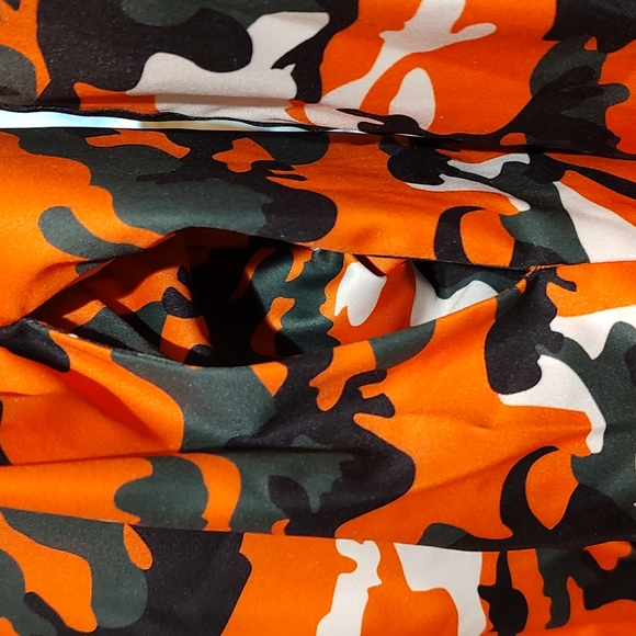 "I Am GIA" Camo Windbreaker Outfit - Picture 5 of 12